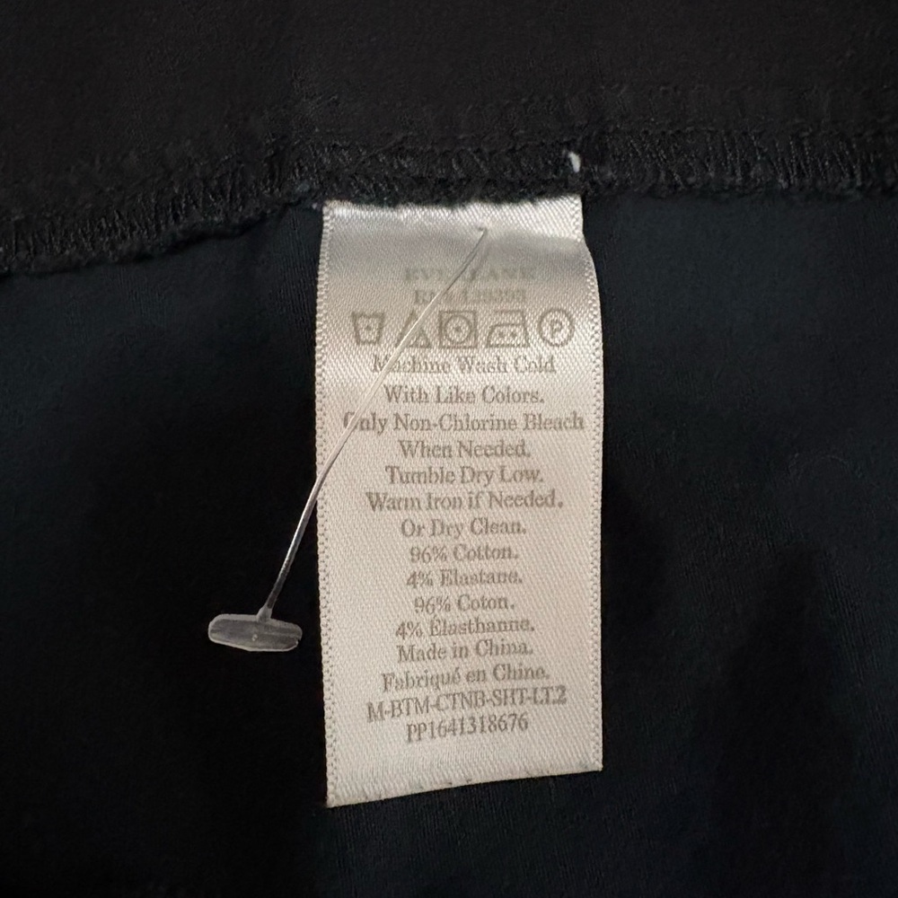 NWOT Everlane Black Flat Front Shorts Versatile Style - Picture 4 of 5